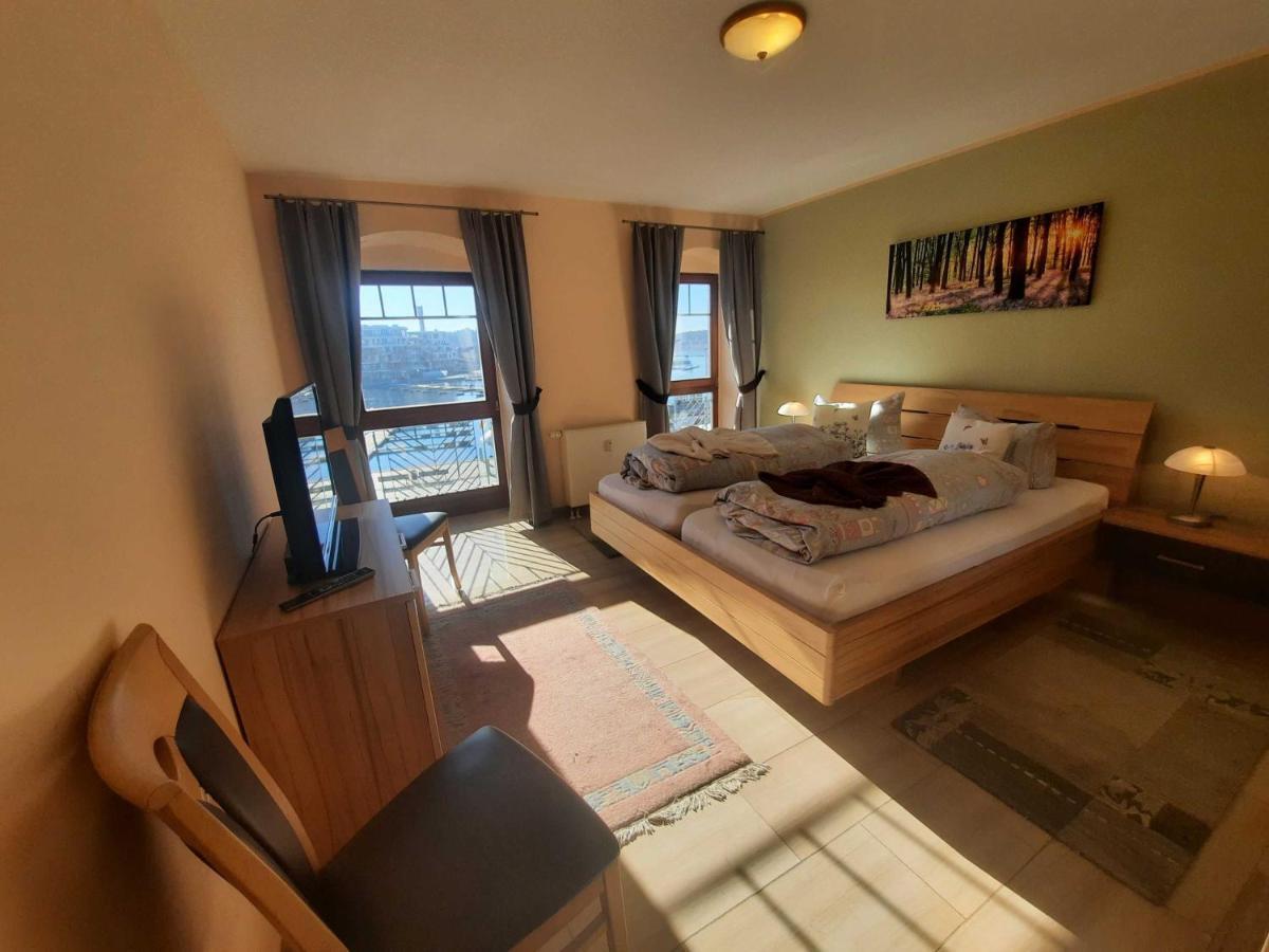 Ferienwohnung "Waren Am Hafen" Objekt-Id 11992-8 ภายนอก รูปภาพ